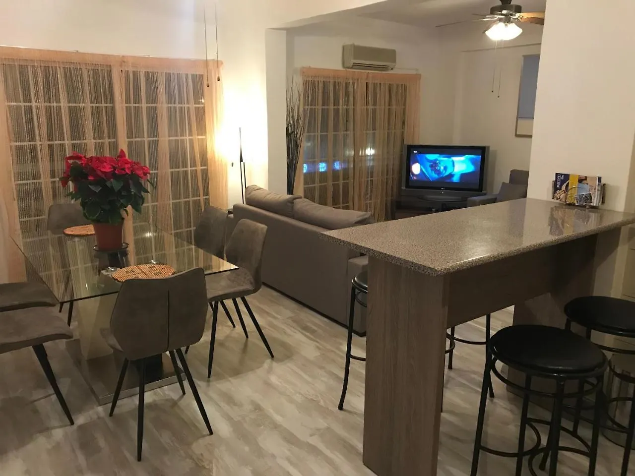 Panoramic Sea View Apartments 0*, Ларнака Кипр