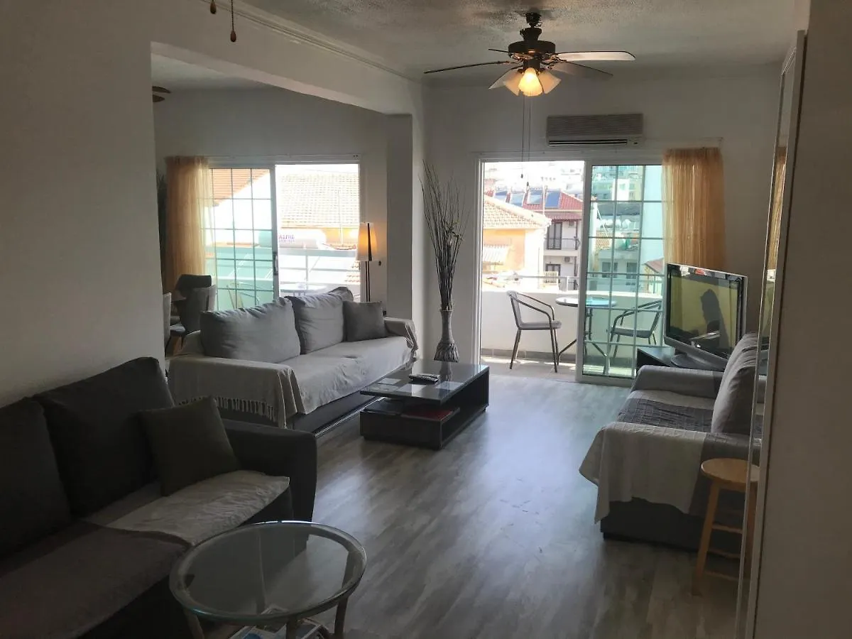 Panoramic Sea View Apartments 0*, Ларнака